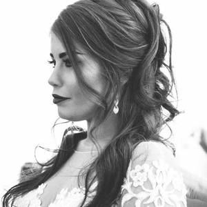 Meet your Posher, Dakota